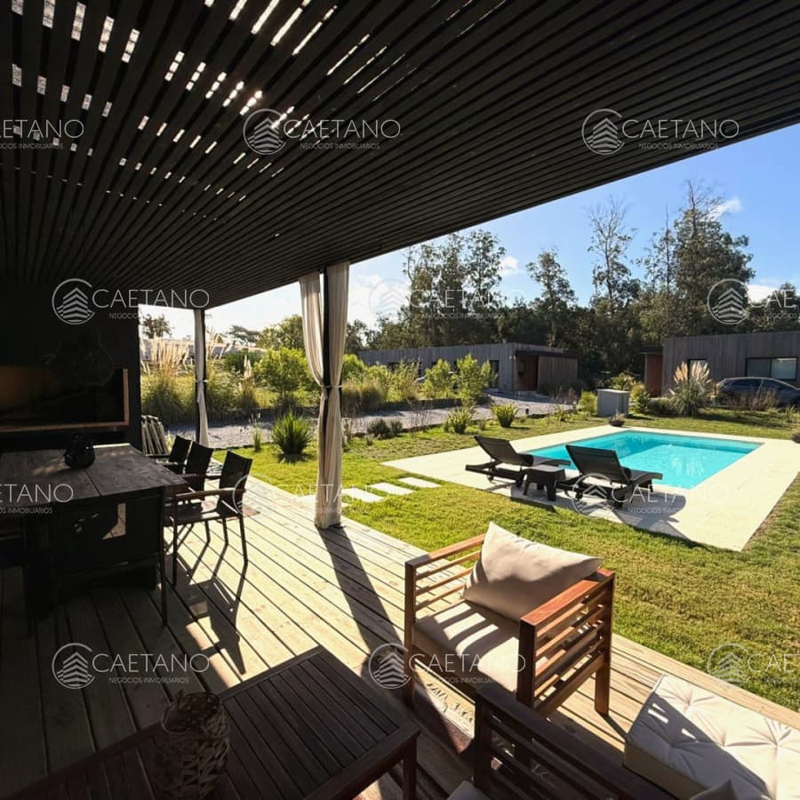 Moderna casa a estrenar en San Rafael — foto 2