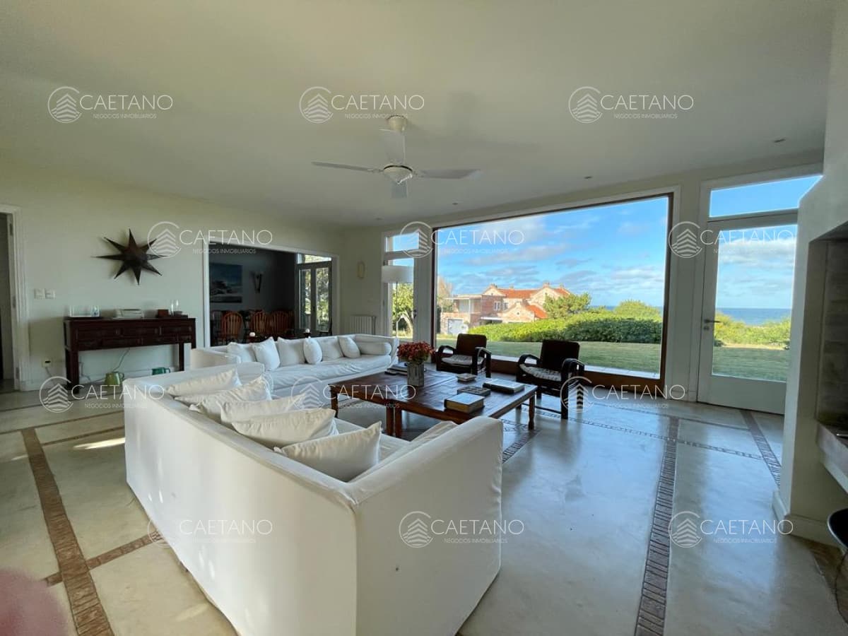 Casa Laguna Blanca en Venta Cinco Dormitorios Barrio Privado — foto 2