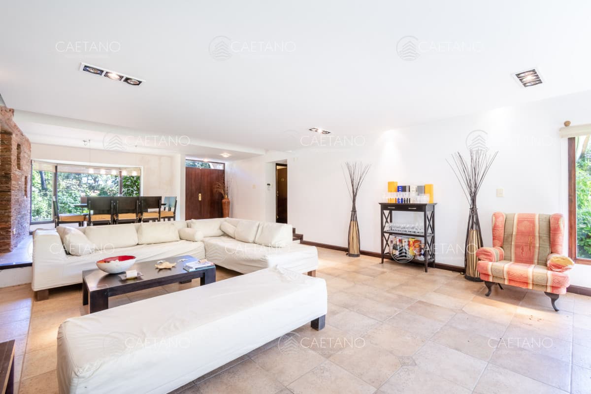 Buena casa en San Rafael de Cuatro Dormitorios con Pisicina — foto 3