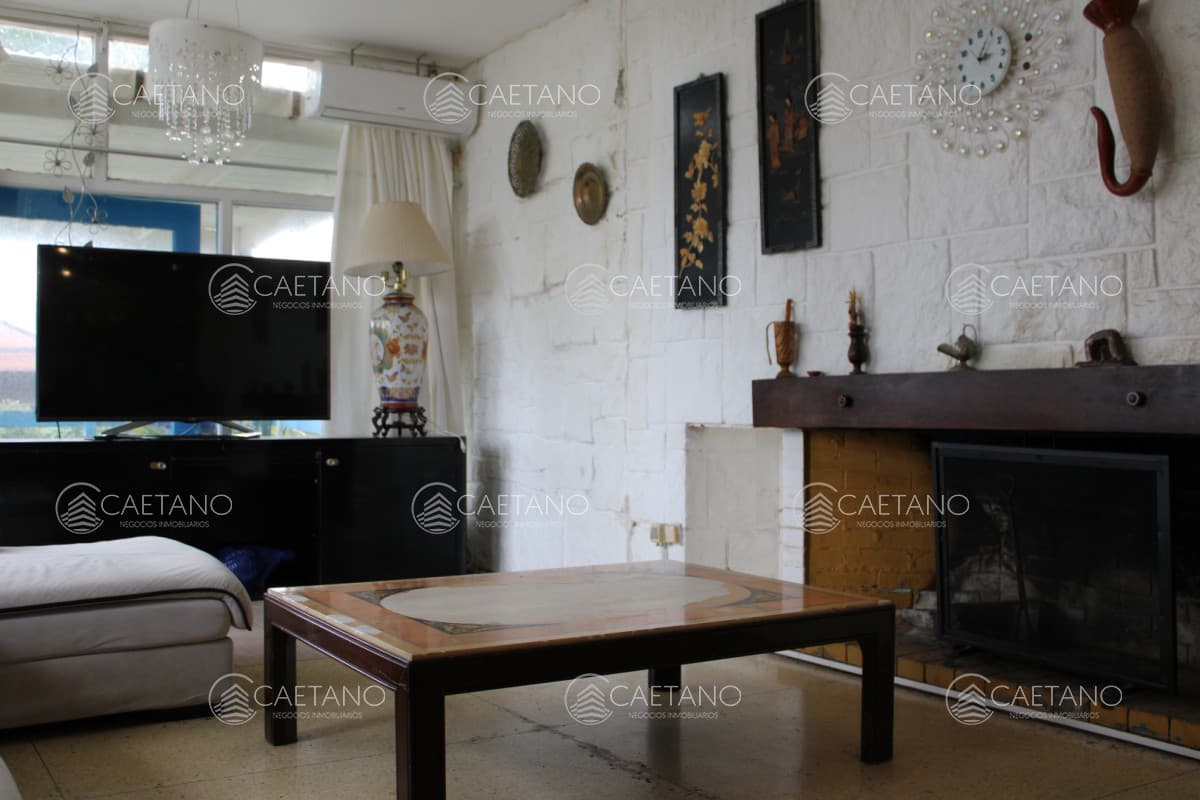 Casa en Venta de Cuatro Dormitorios en Playa Mansa — foto 3
