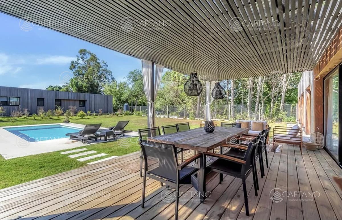 Moderna casa a estrenar en San Rafael — foto 3