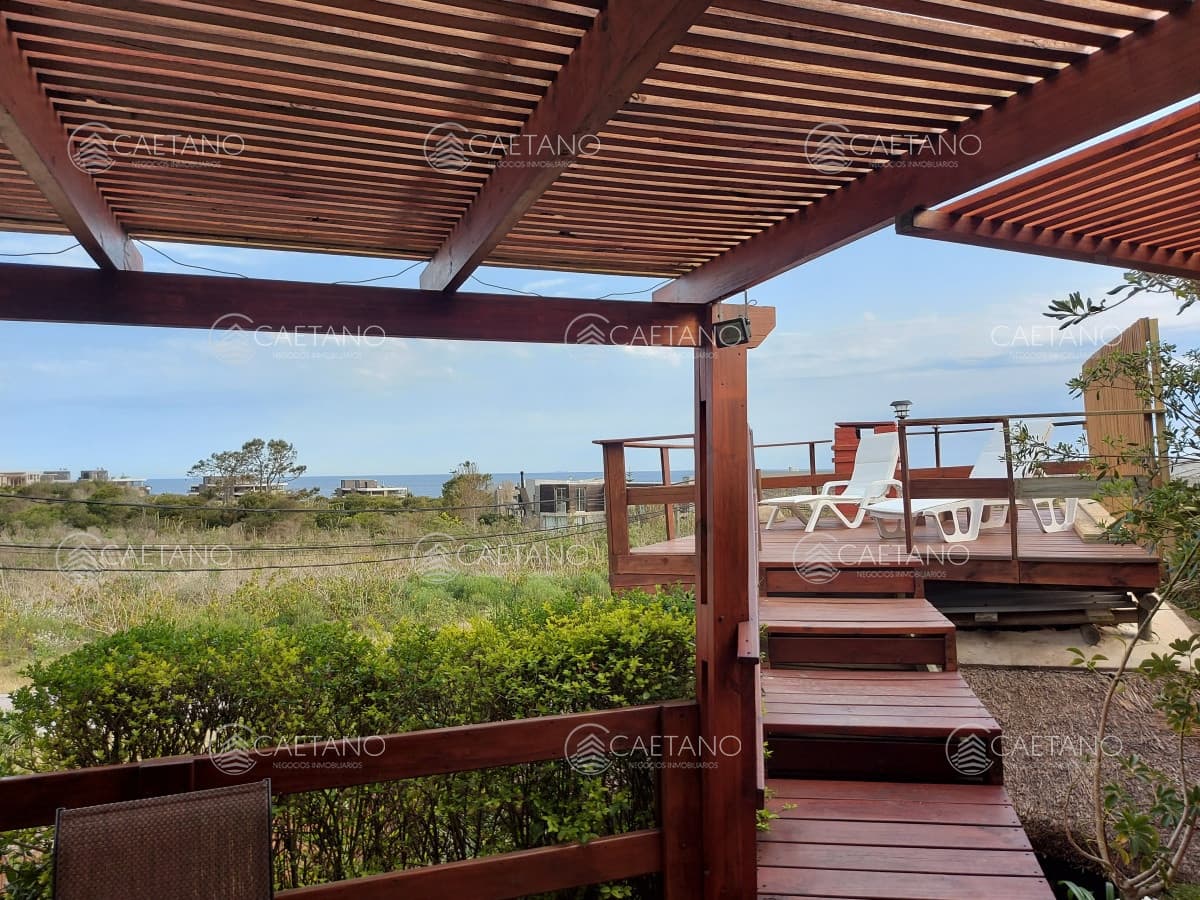 Casa en El Chorro Manantiales Tres dormitorios a 4 cuadras del Mar — foto 3