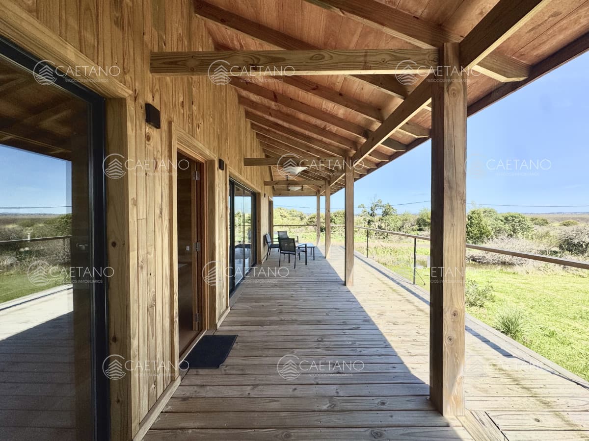 Espectacular casa en venta a estrenar en La Barra — foto 3