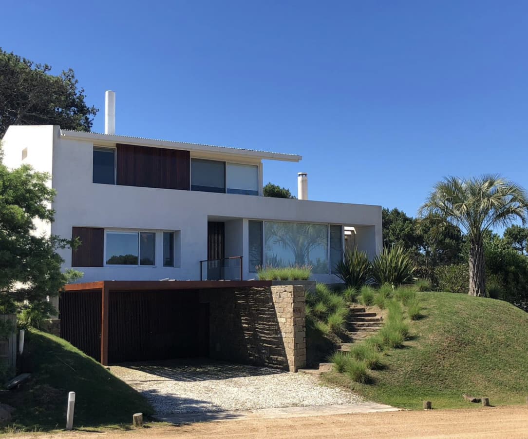 Casa en JosÃ© Ignacio, 4 dormitorios *