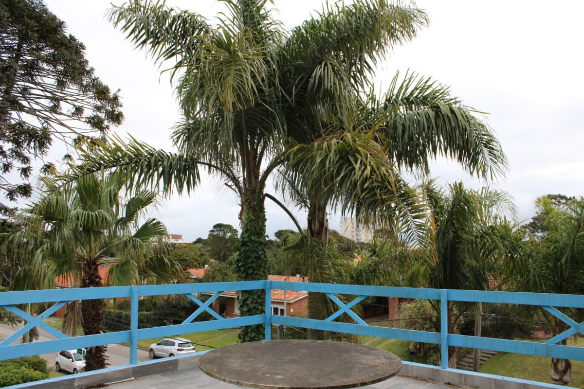 Casa en Venta de Cuatro Dormitorios en Playa Mansa