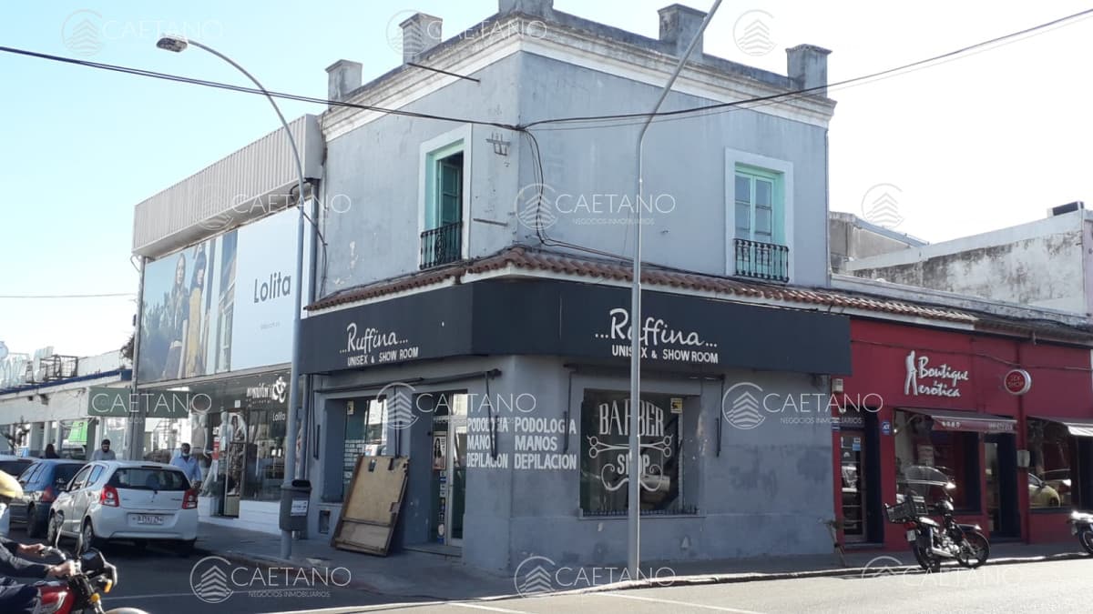Excelente local comercial en Alquiler - Maldonado