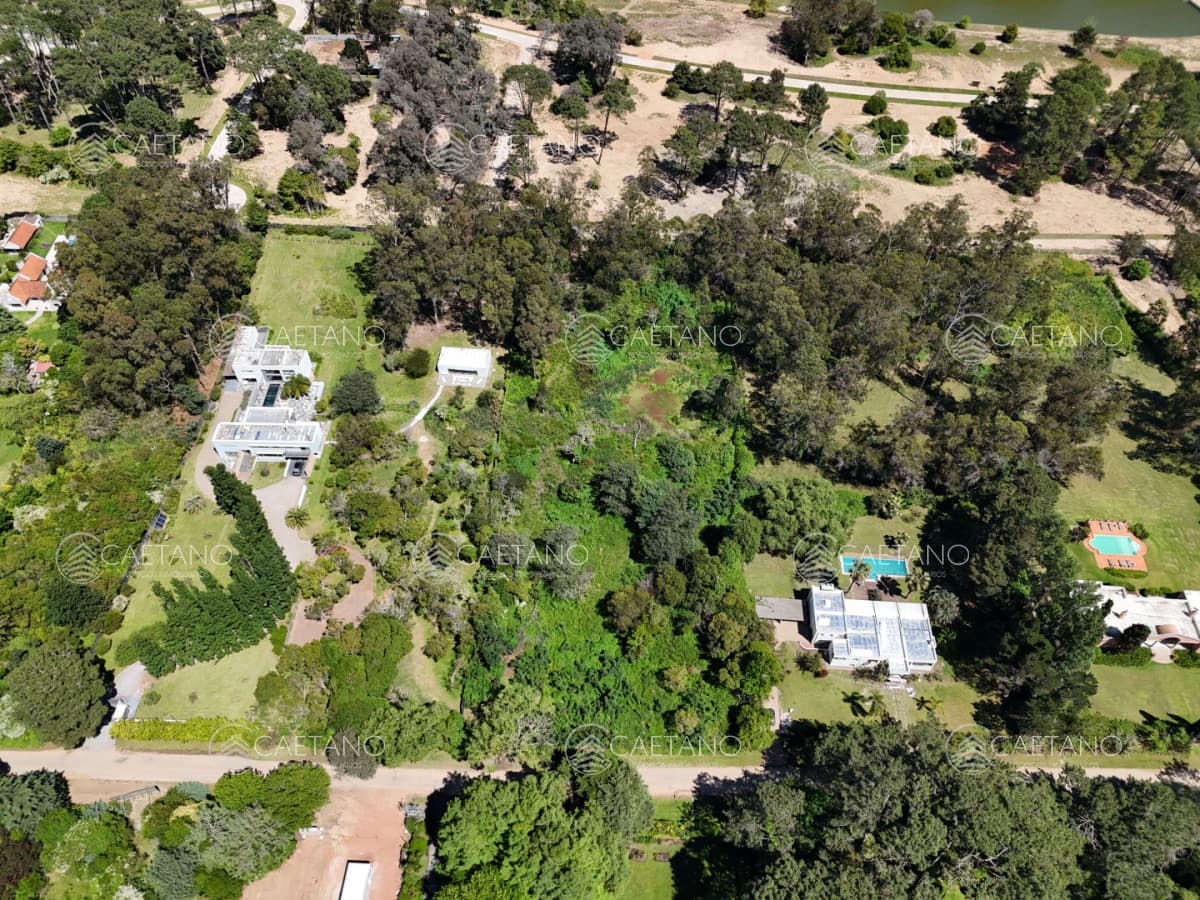Terreno en Venta en Punta del Este Golf Beverly Hills