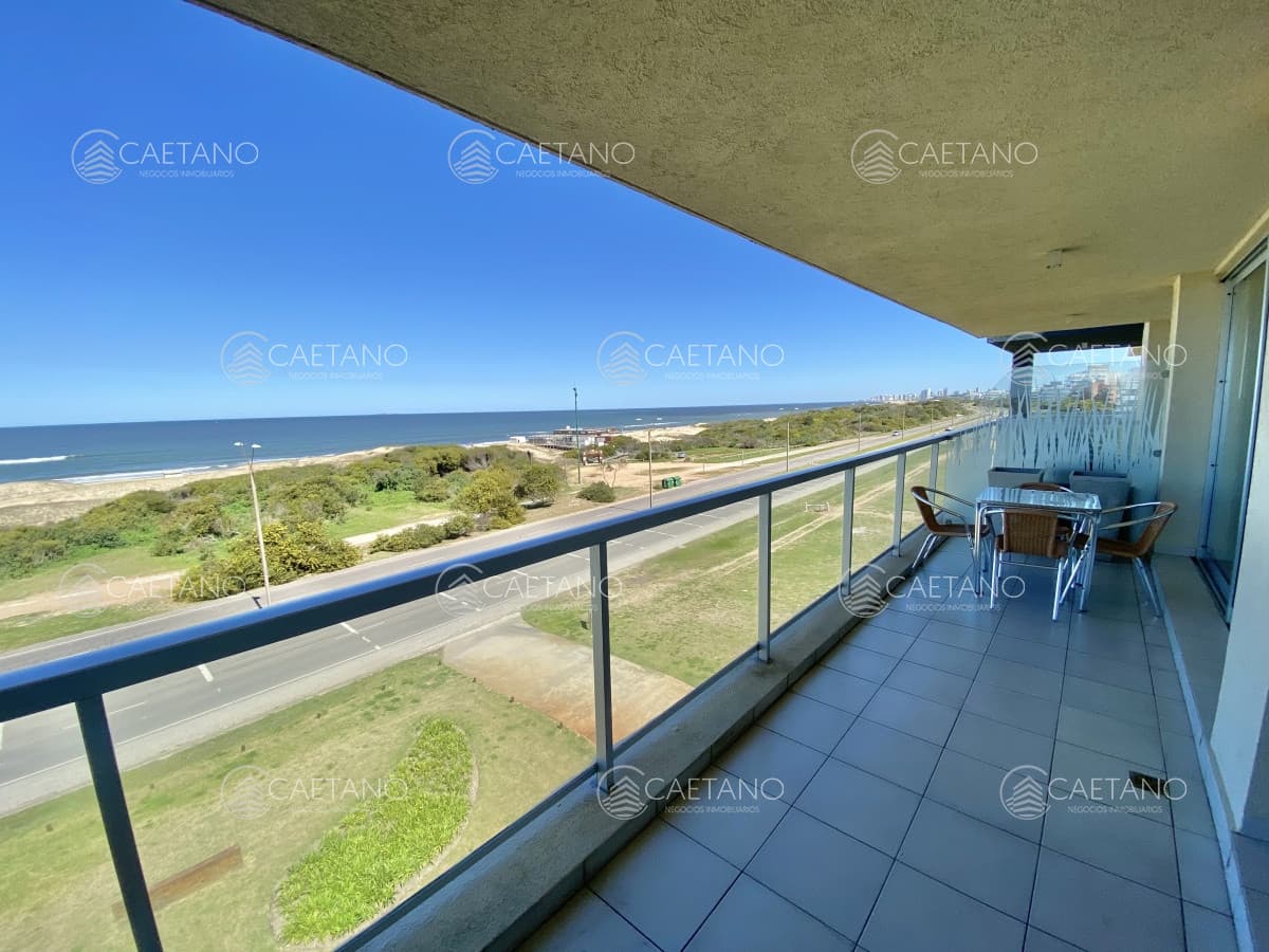 ALQUILER TEMPORARIO DE APARTAMENTO 3 DORMITORIO EN EDIFICIO BLUE MARINE PUNTA DEL ESTE — foto 2