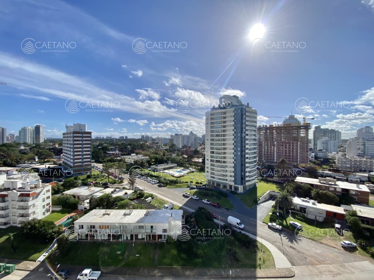 VENTA APARTAMENTO 2 DORMITORIOS - TORRE MARINA I — foto 2