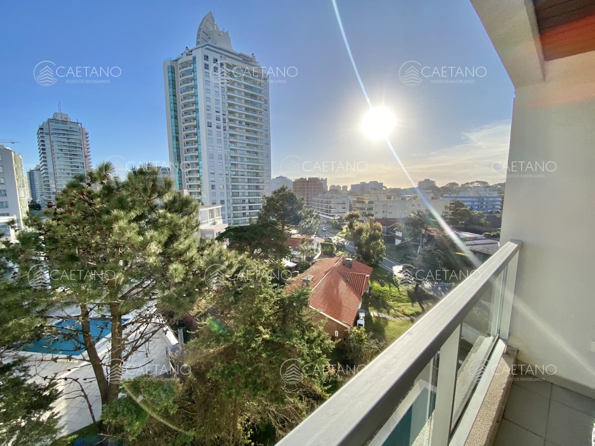 ALQUILER TEMPORAL APARTAMENTO 2 DORMITORIOS BRAVA PUNTA DEL ESTE — foto 2