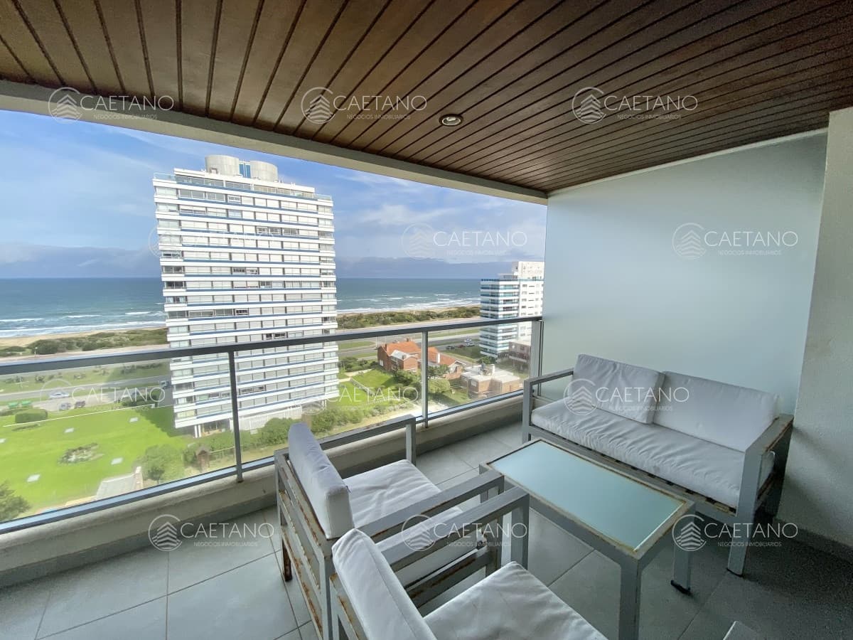 VENTA DE APARTAMENTO DE 2 DORMITORIOS EN EDIFICIO VISTA BRAVA PUNTA DEL ESTE — foto 2
