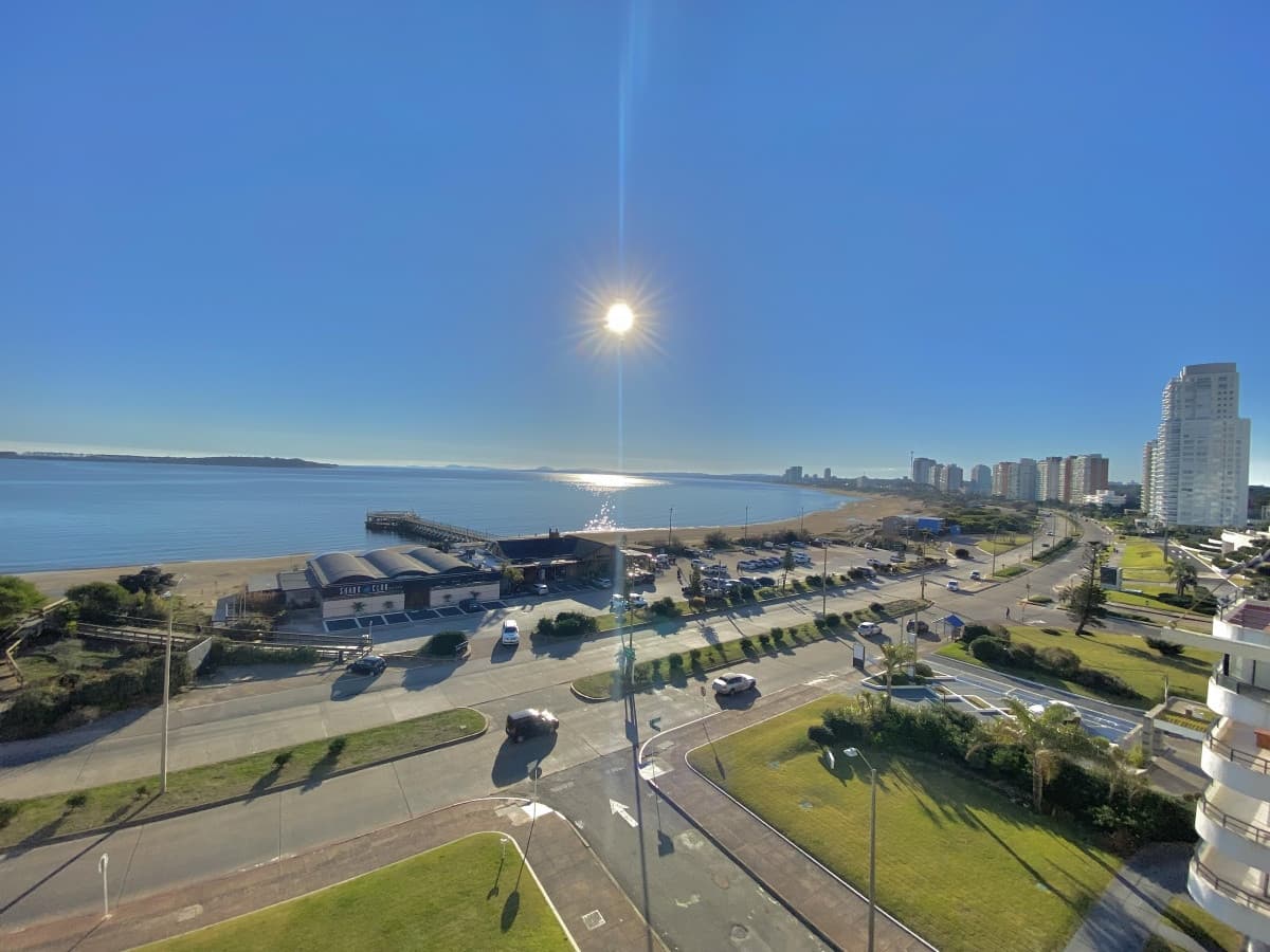 ALQUILER TEMPORAL APARTAMENTO 3 DORMITORIOS Y DEPENDENCIA MALECON IV