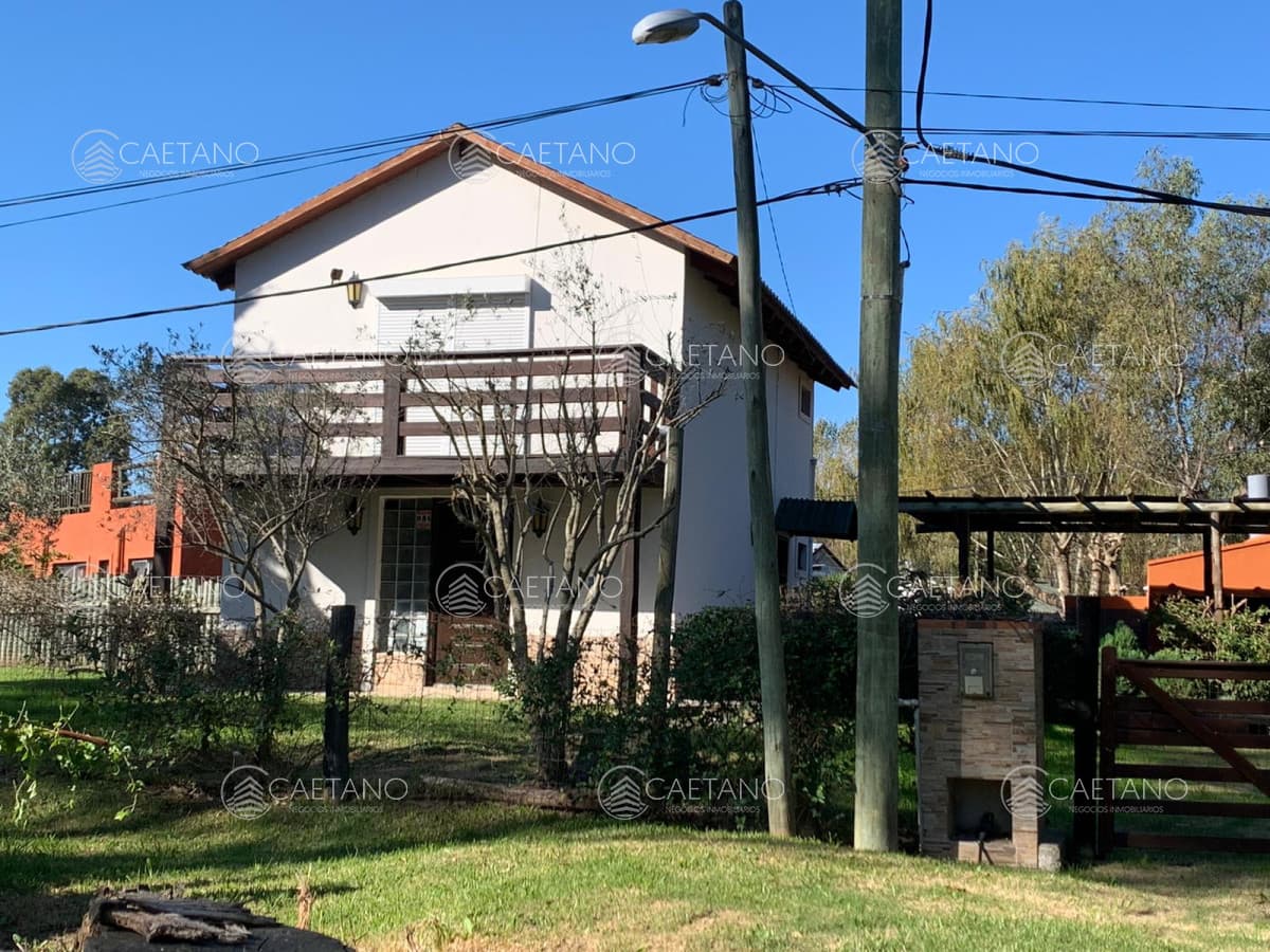 Alquiler Anual en barrio El Tesoro