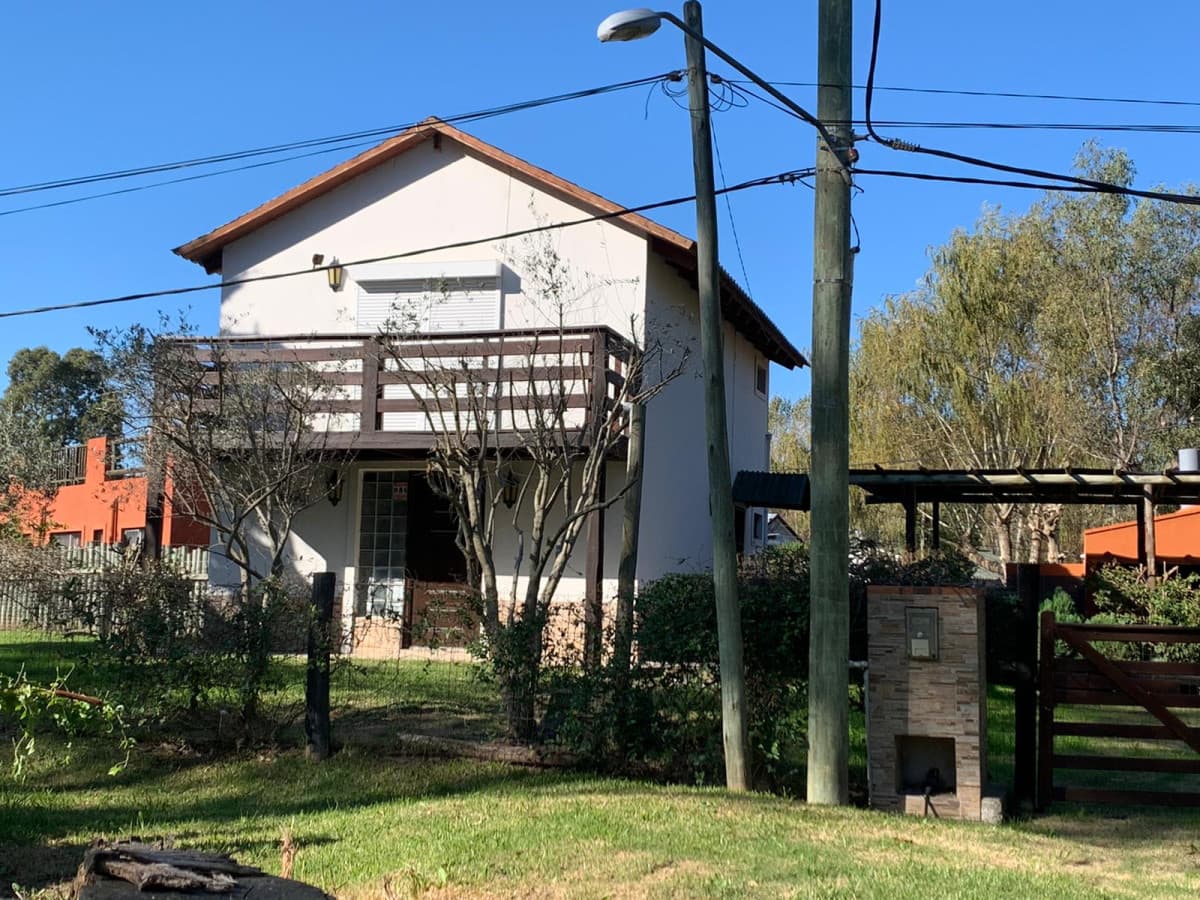 Alquiler Anual en barrio El Tesoro