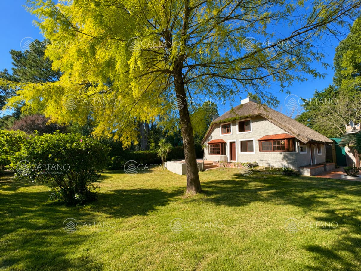 Venta casa 3 dormitorios. Pinares, Punta del Este. — foto 2