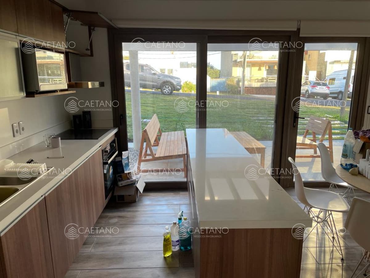 Apartamento en alquiler en La Barra — foto 3