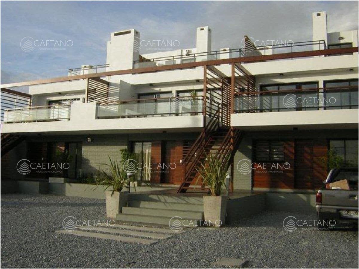 Apartamento en Manantiales, 2 dormitorios * — foto 3
