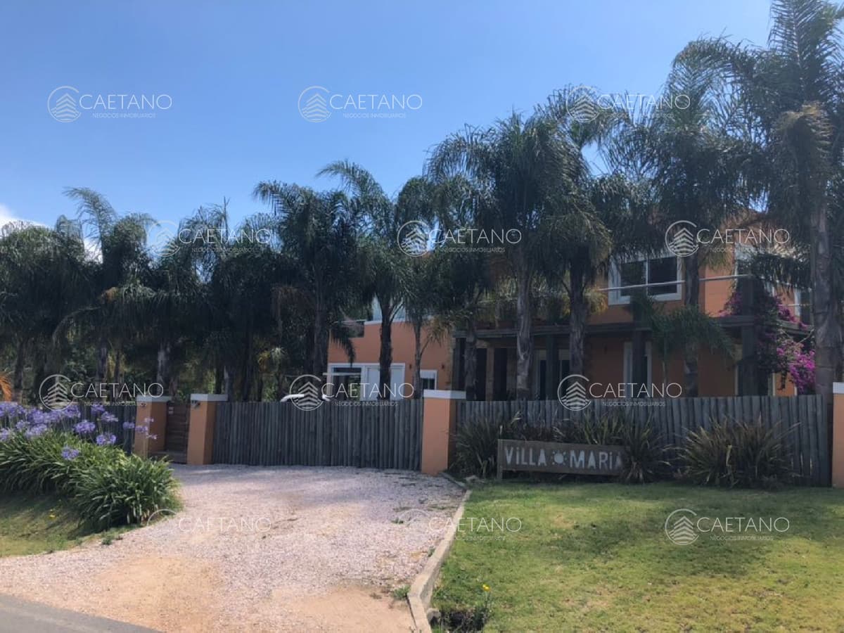 Excelente casa en El Tesoro