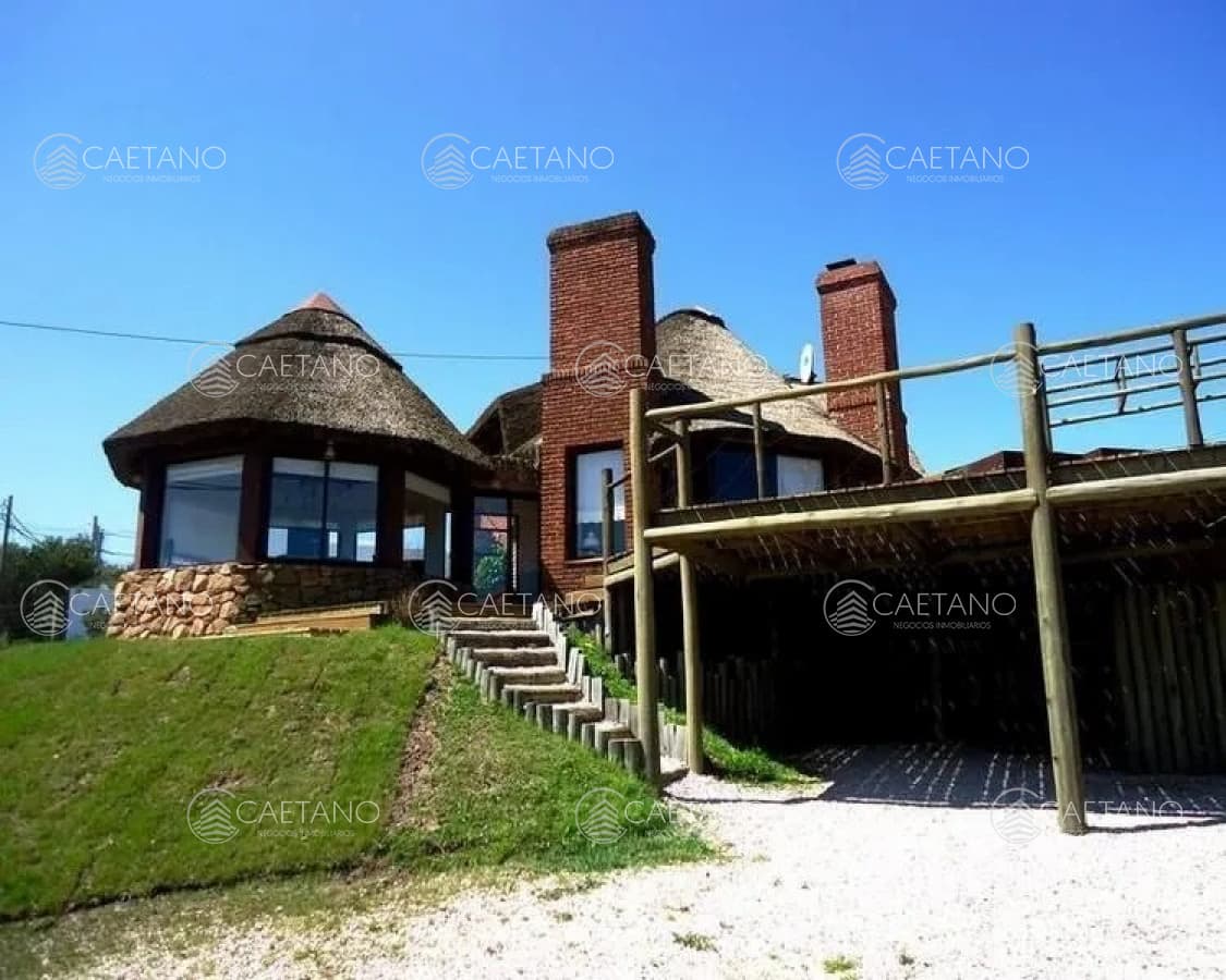 Casa en venta en Manantiales