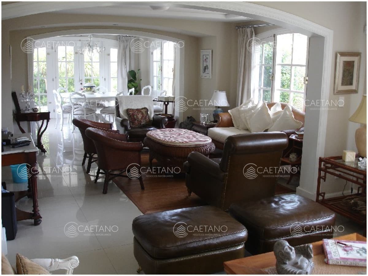 Alquiler Casa 7 dormitorios — foto 2