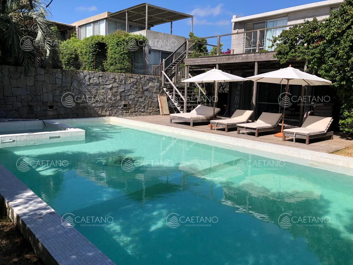 Casa en alquiler en Manantiales — foto 2