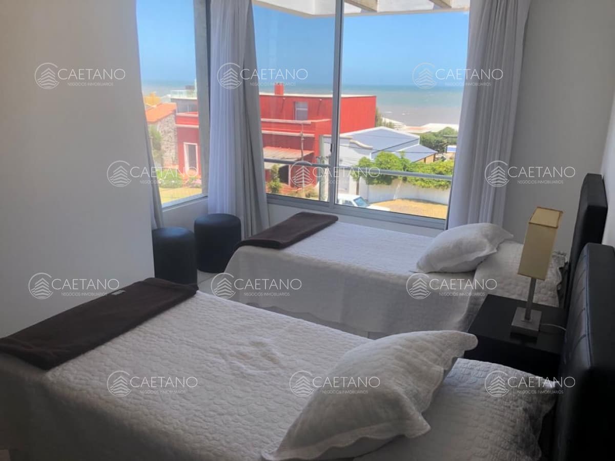 Casa en alquiler en Manantiales — foto 3