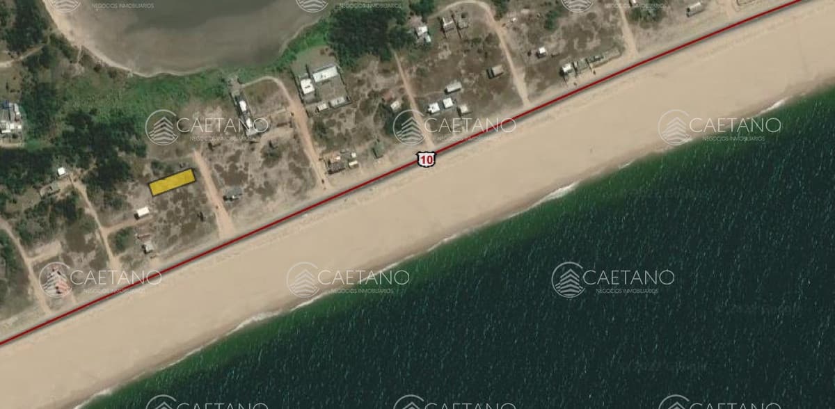 Buen lote entre ruta y Laguna de José Ignacio