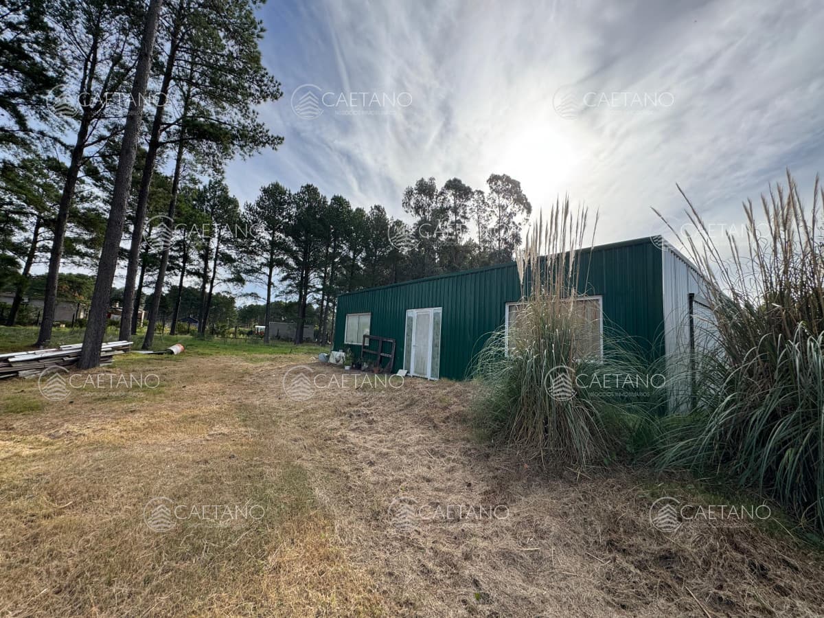 Venta Maldonado Terreno 2000m con Construcción