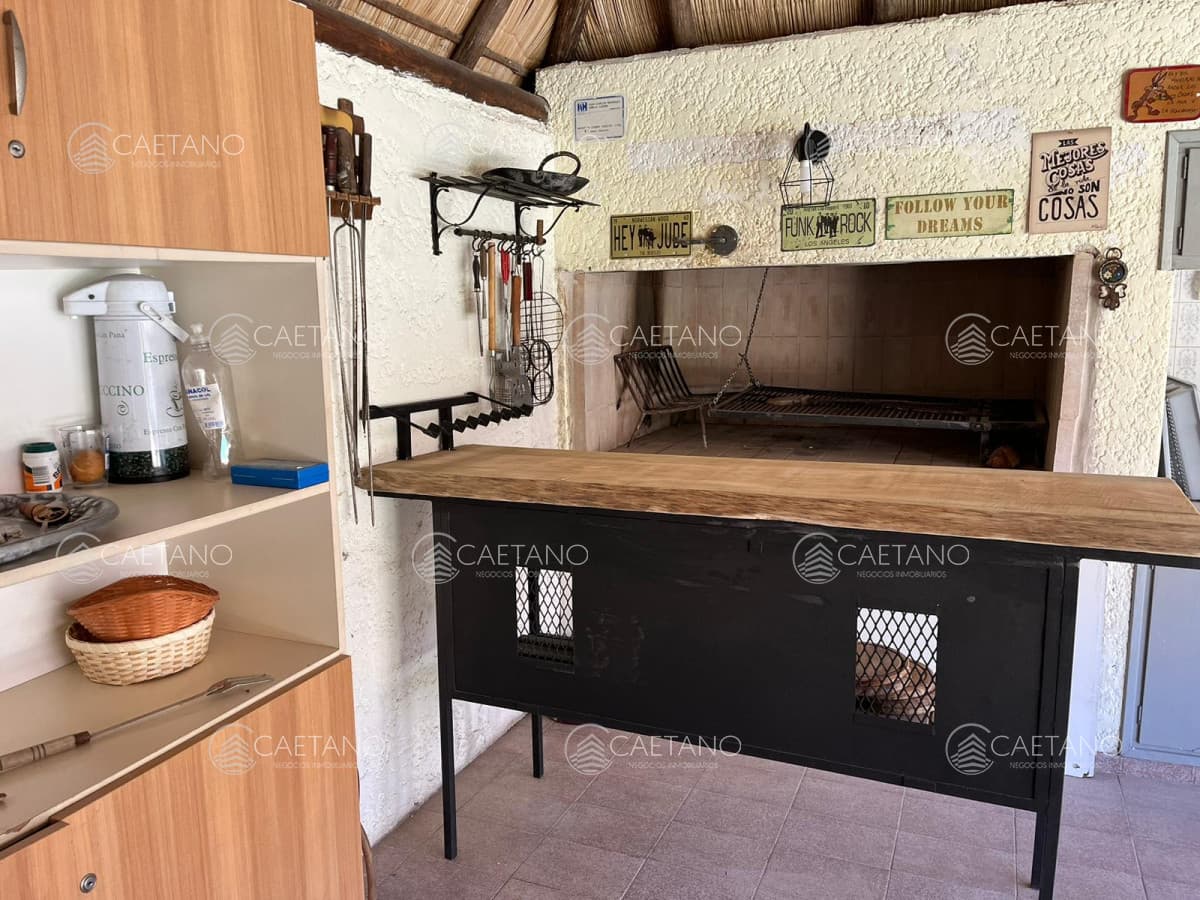 Venta de casa de 4 dormitorios en Pinares — foto 3