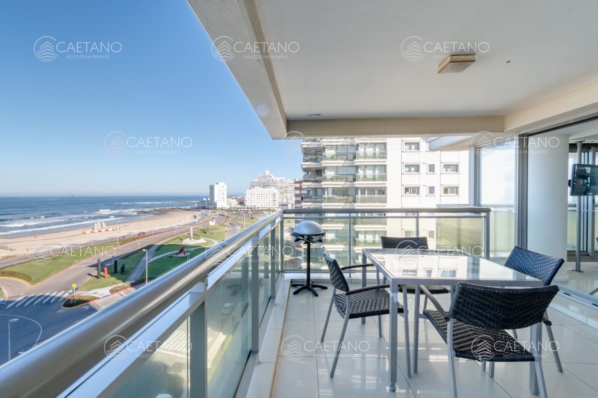 Venta apartamento 4 dormitorios. Playa brava, Punta del Este — foto 2