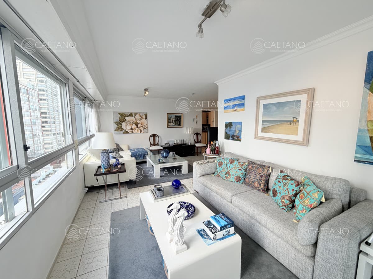 Venta apartamento 2 dormitorios - Peninsula, Punta del Este