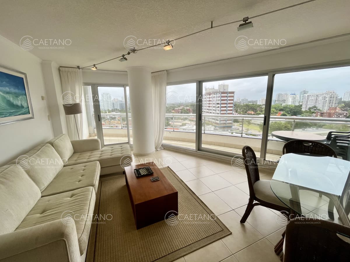 Alquiler temporal apartamento 3 dormitorios. Playa brava, Punta del Este — foto 2