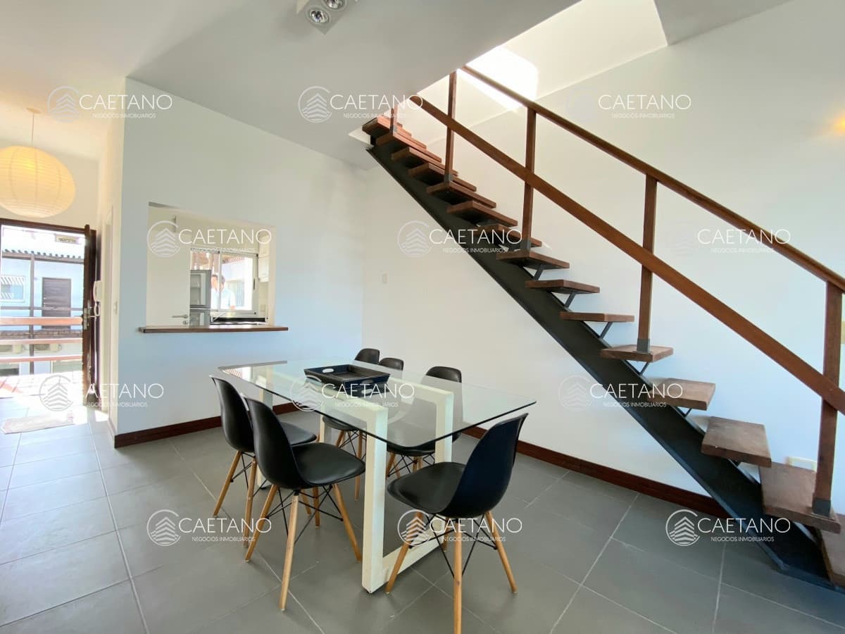 Apartamento de dos dormitorios en Manantiales Parrillero Propio — foto 2