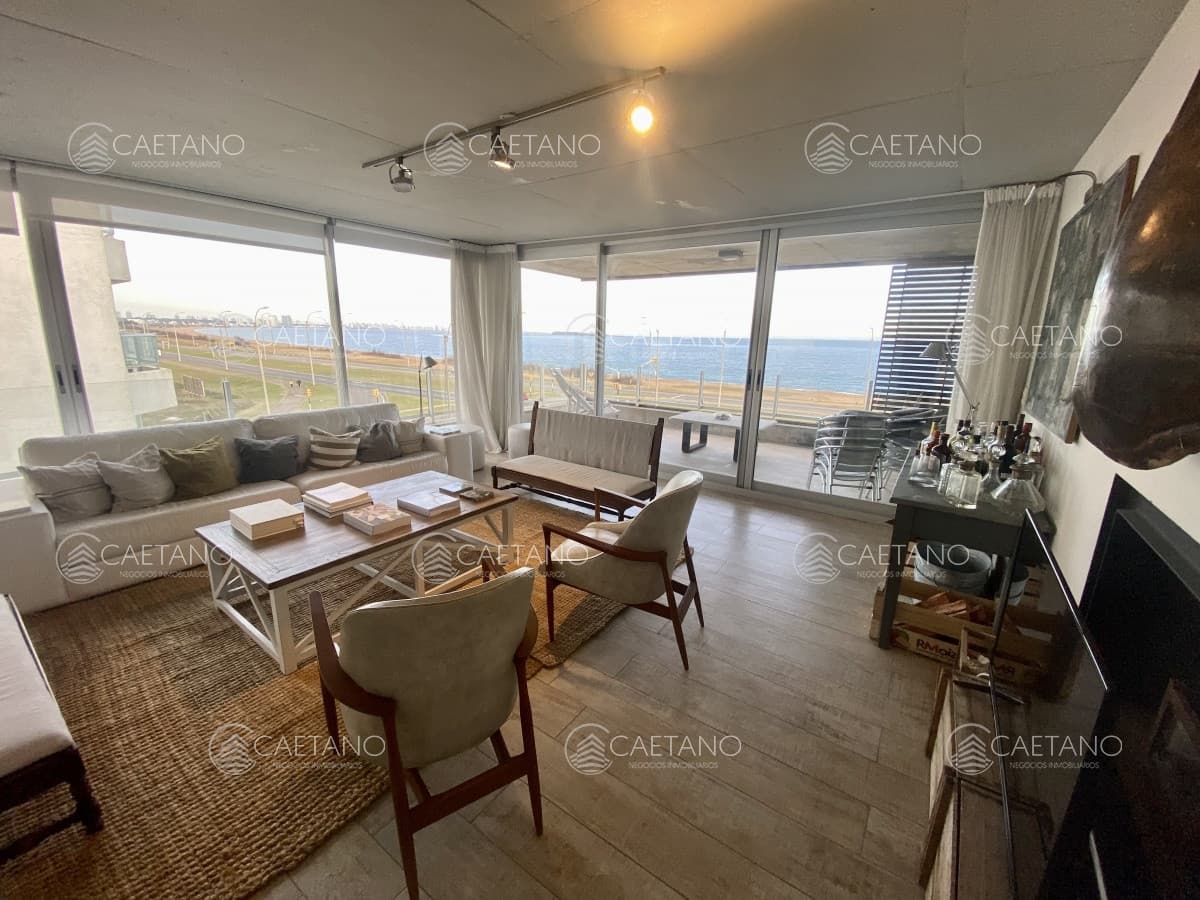 Venta apartamento 3 dormitorios playa mansa Punta del Este — foto 3