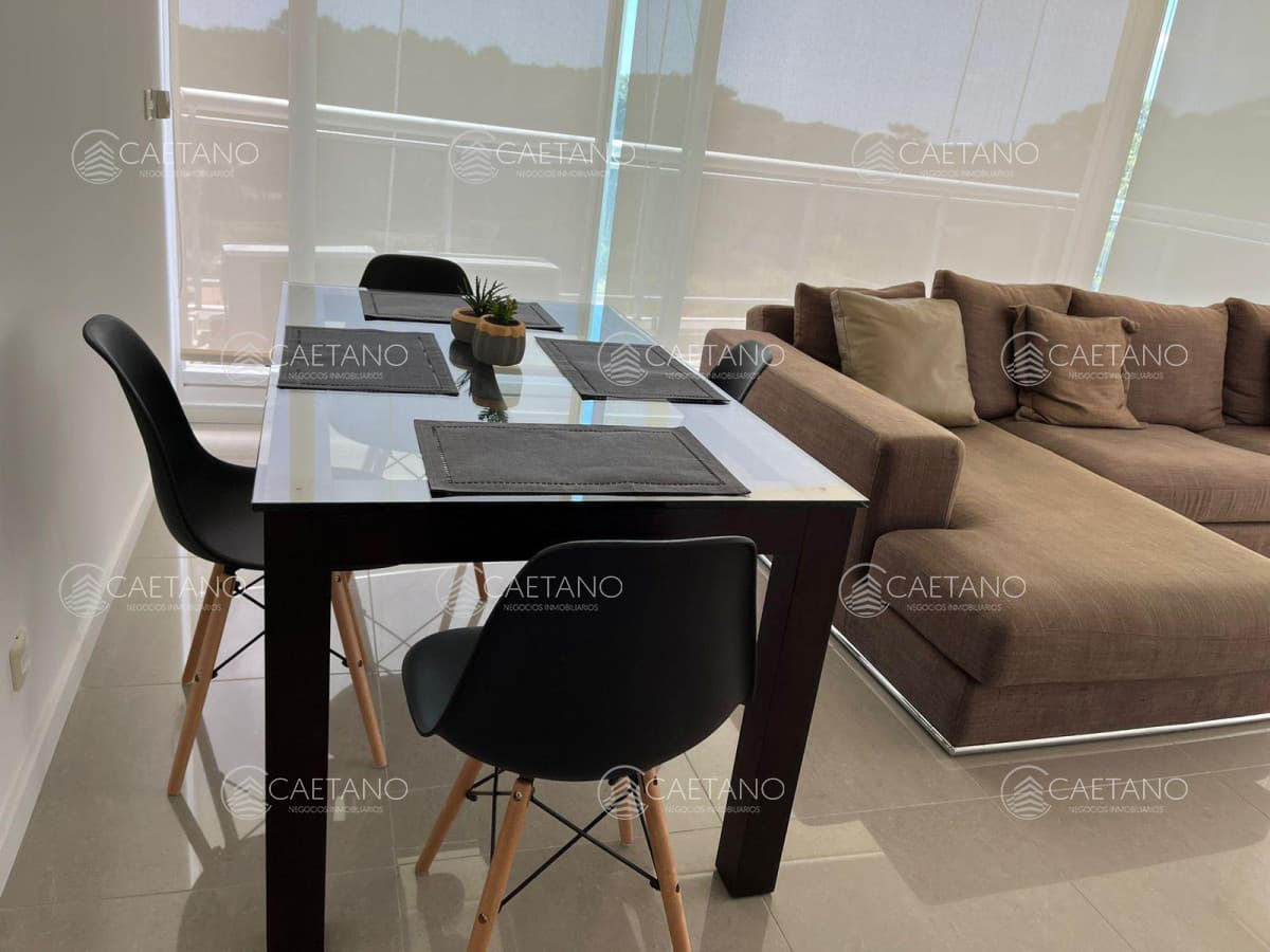 venta apartamento un dormitorio en Av. Roosevelt. Punta Del Este. — foto 3
