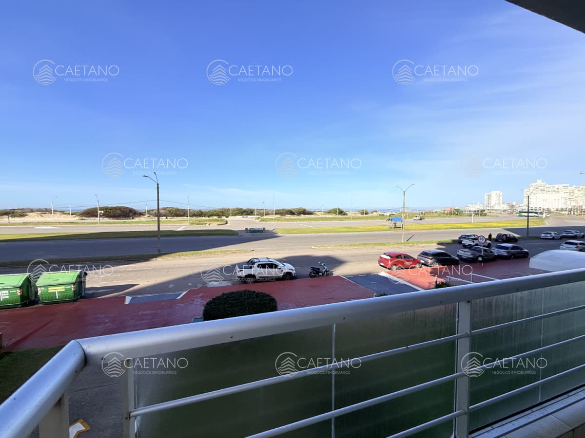 Venta apartamento 2 dormitorios frente al mar - Playa Brava