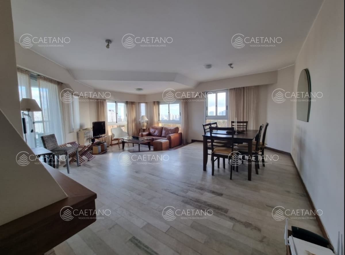 Vende espectacular apartamento de 3 dormitorios en Punta del Este — foto 2