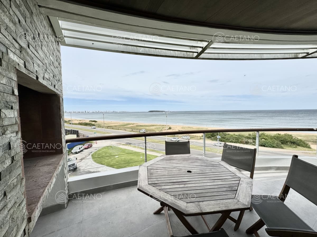 Alquiler Temporal Penthouse  - 3 Dormitorios 3 Baños + Servicio - Playa Mansa