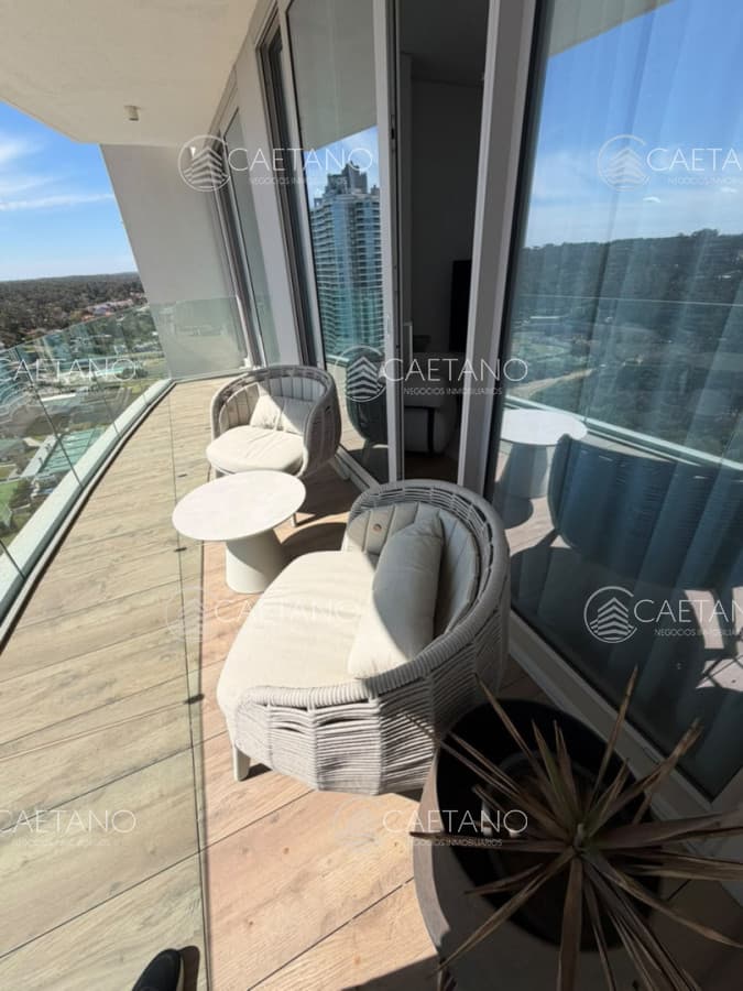 Alquiler anual de 1 dormitorio, Playa Brava - Punta del Este