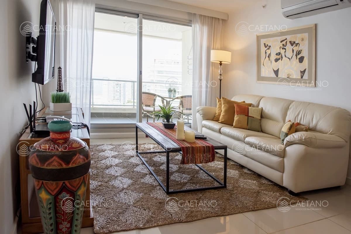 Alquiler temporario apartamento 2 dormitorios playa brava Punta del Este
