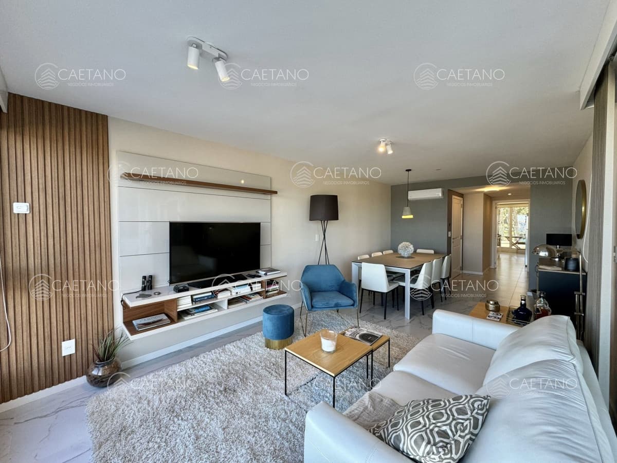 Venta apartamento 3 dormitorios. Playa mansa, Punta del Este — foto 2