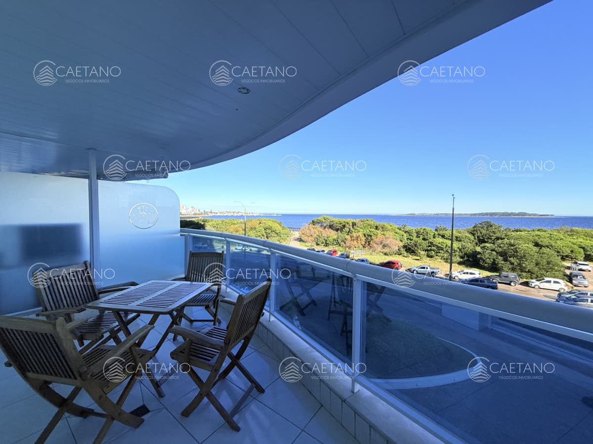 Apartamento 3 dormitorios frente al mar, alquiler temporario - Playa Mansa — foto 2