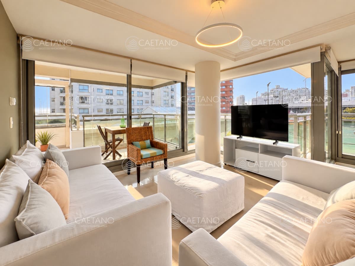 Alquiler apartamento 2 dormitorios, Playa Brava - Punta del Este — foto 2