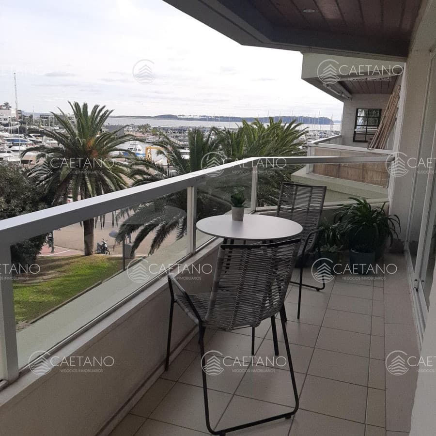 Apartamento de 2 dormitorios en venta en Punta del Este — foto 2