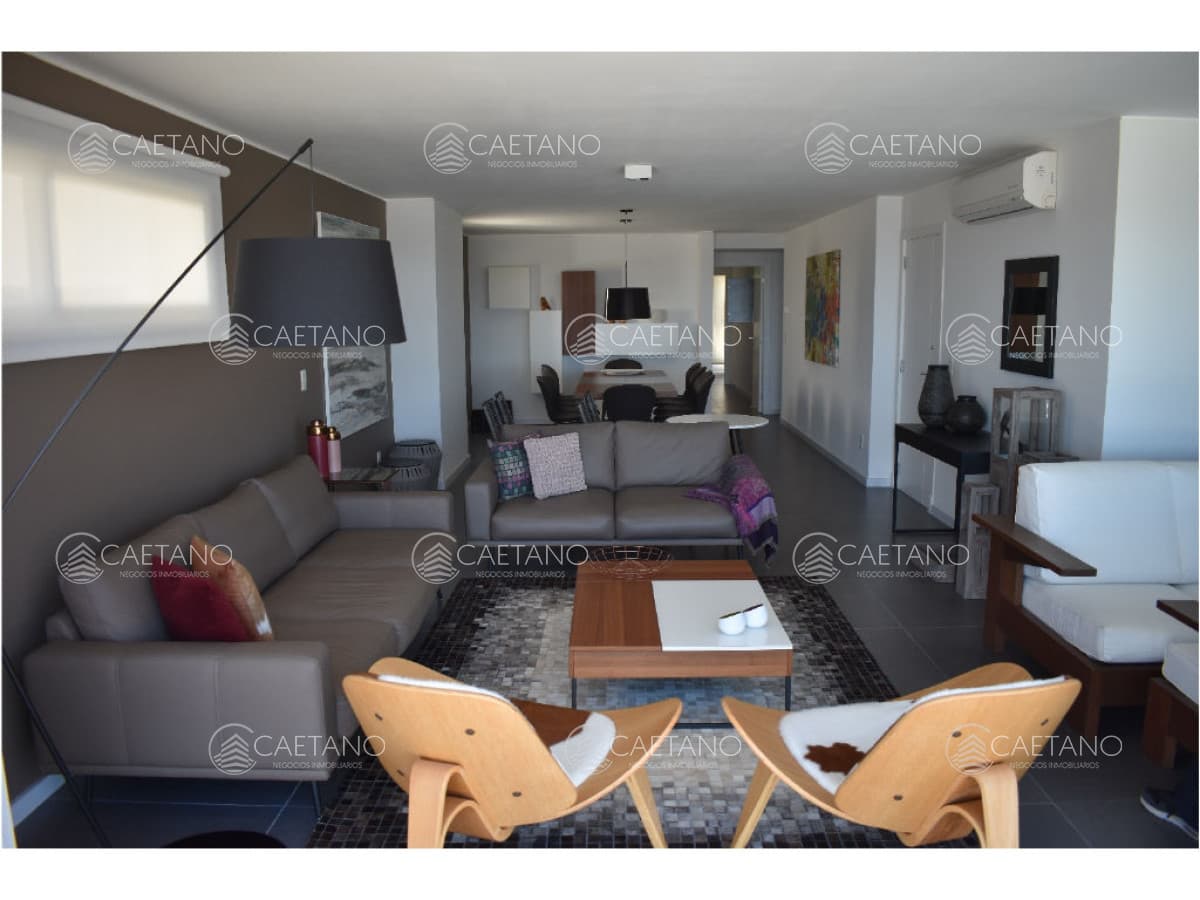 Increíble Penthouse en plena Península de Punta del Este
