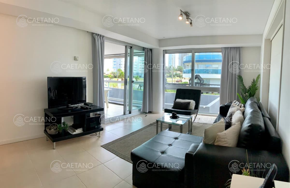 Alquiler apartamento 3 dormitorios - Playa mansa, Punta del Este