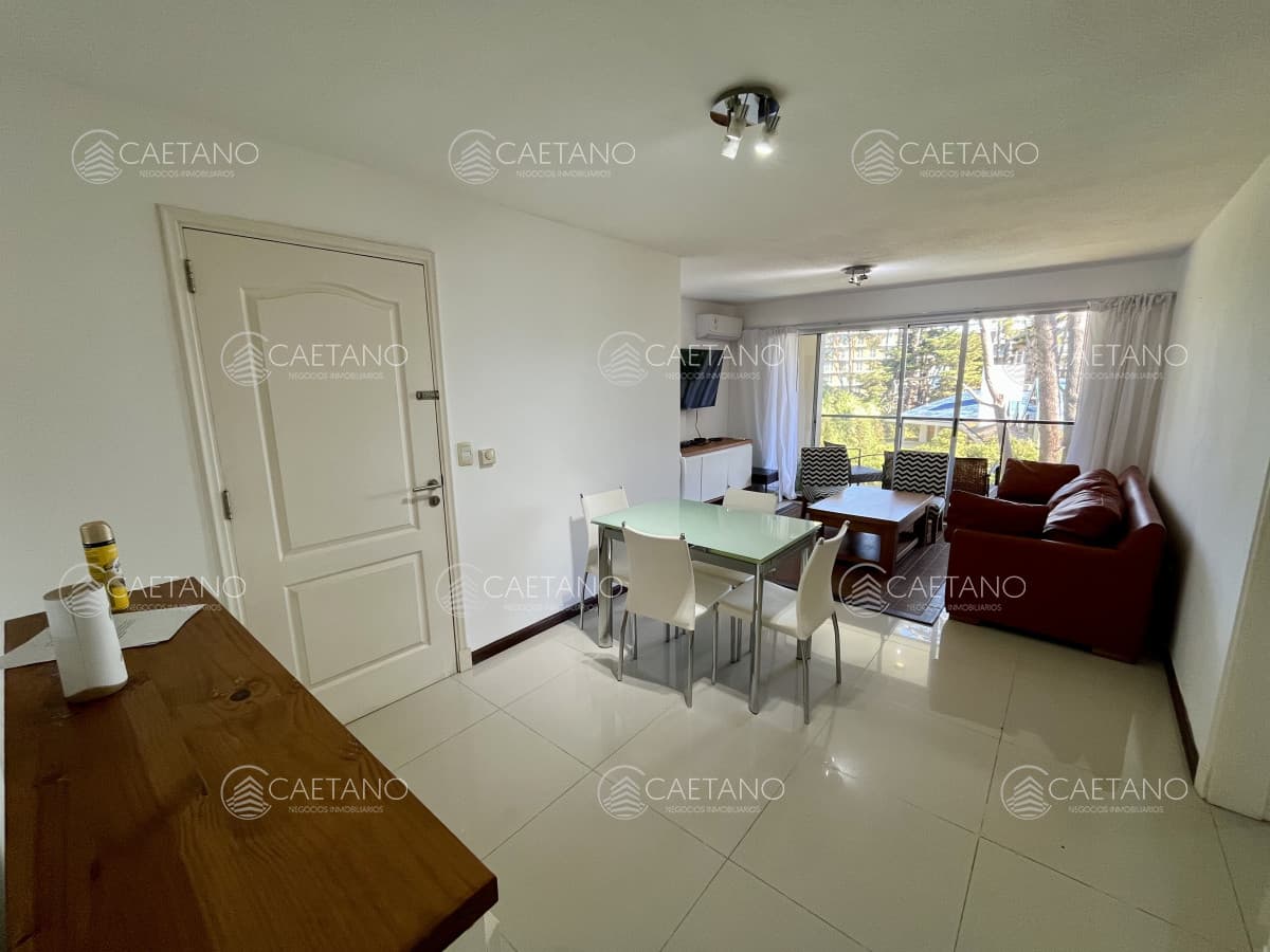 Venta apartamento 2 dormitorios. Rincón del Indio, Punta del Este. — foto 2