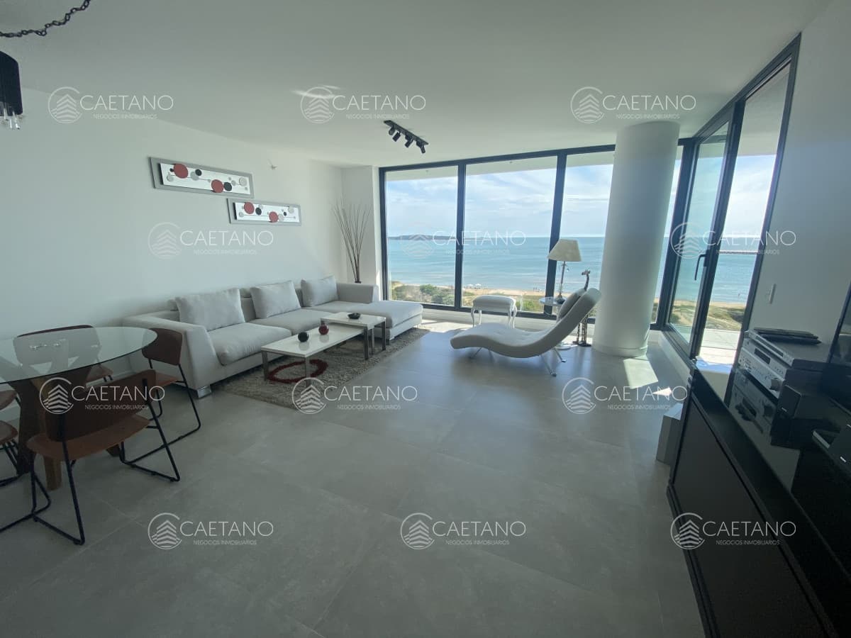 Venta apartamento 2 dormitorios playa mansa Punta del Este — foto 3
