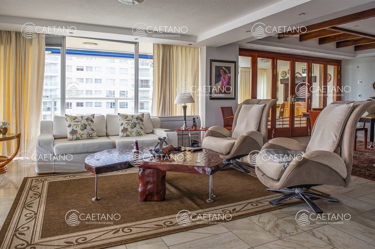 Venta apartamento 3 dormitorios - Playa Mansa — foto 3
