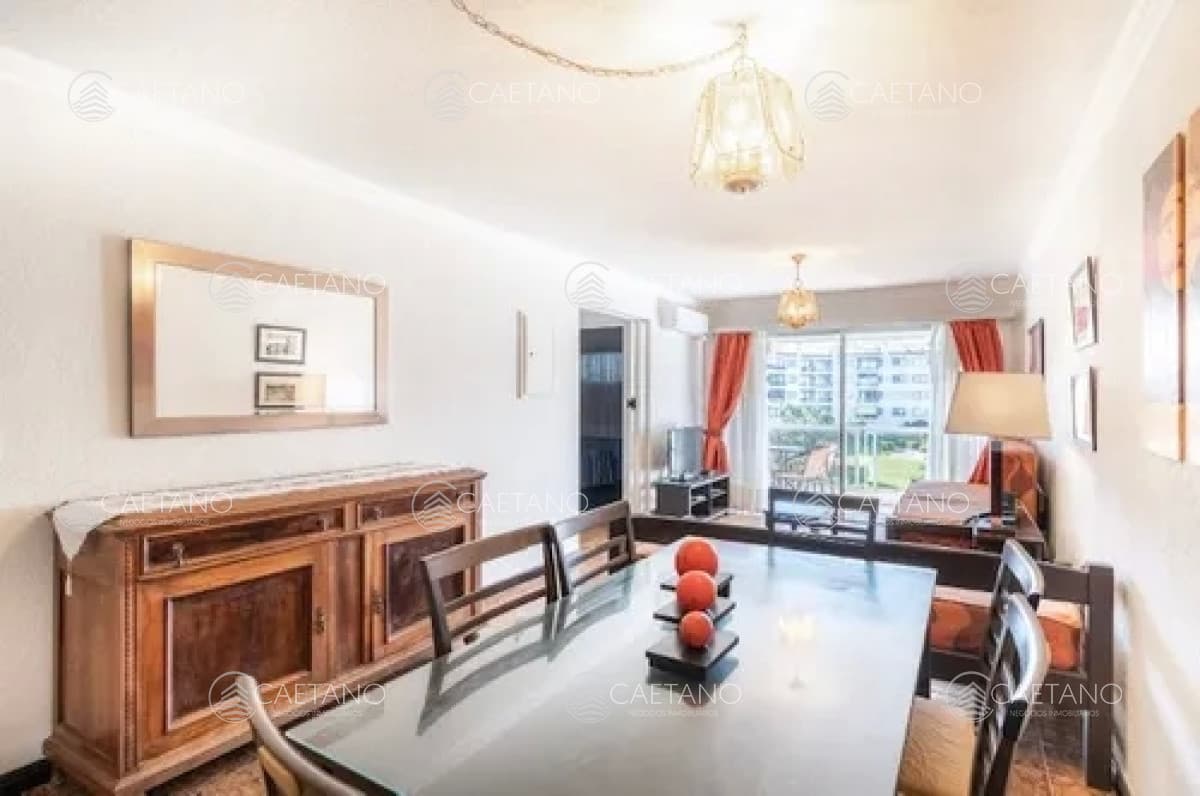 Alquiler invernal apartamento dos dormitorios playa brava Punta del Este